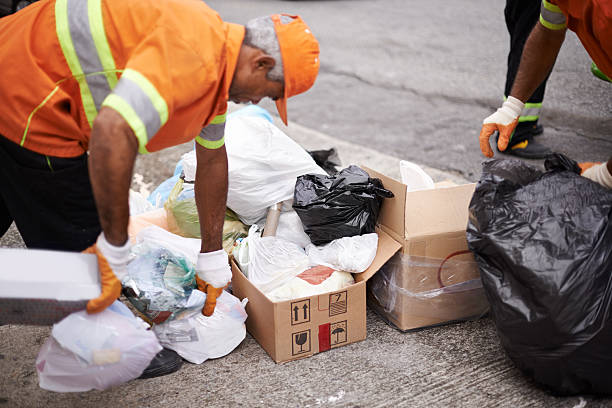 Best Garage Cleanout  in Mentor, OH